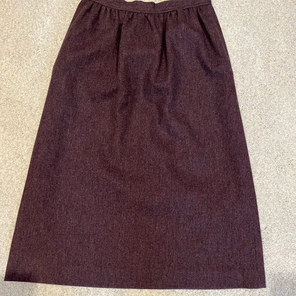 Vintage Evan Picone wool skirt - Picture 4 of 8